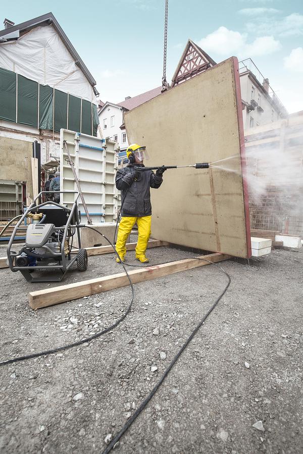 Ultra-high-pressure cleaner HD 9/50 Ge Cage