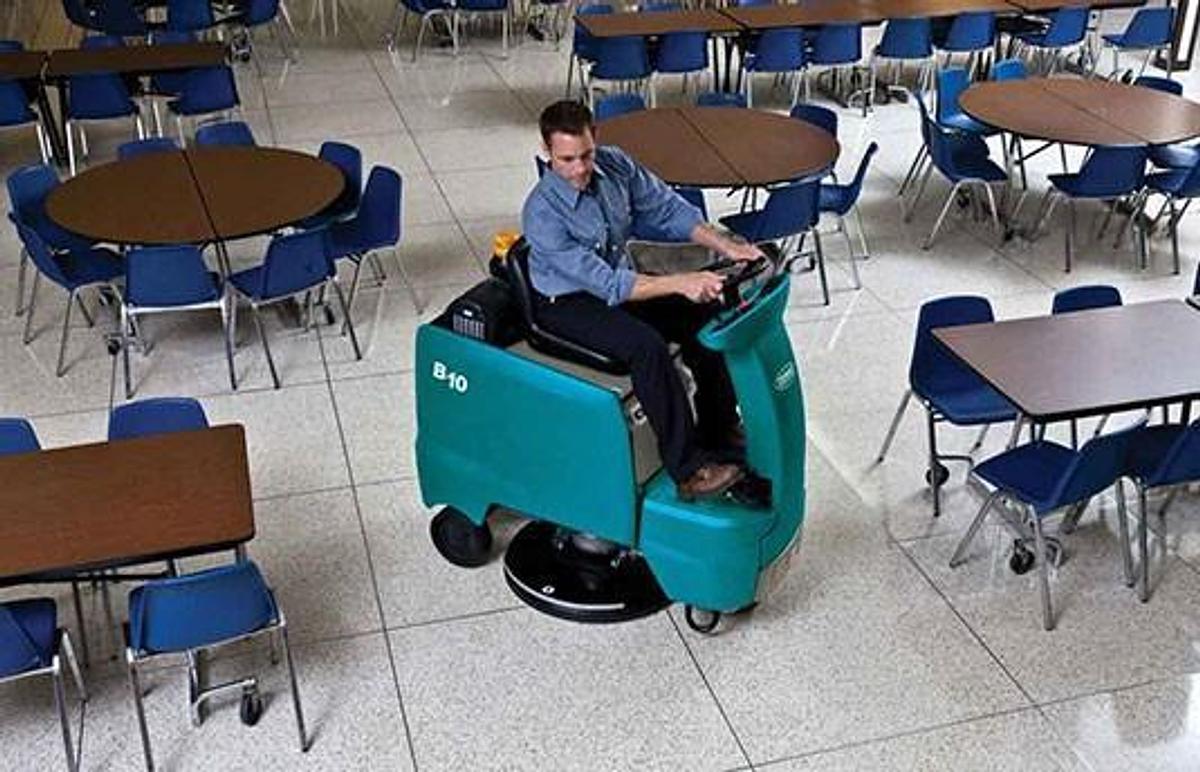 B10 Battery Rider Burnisher