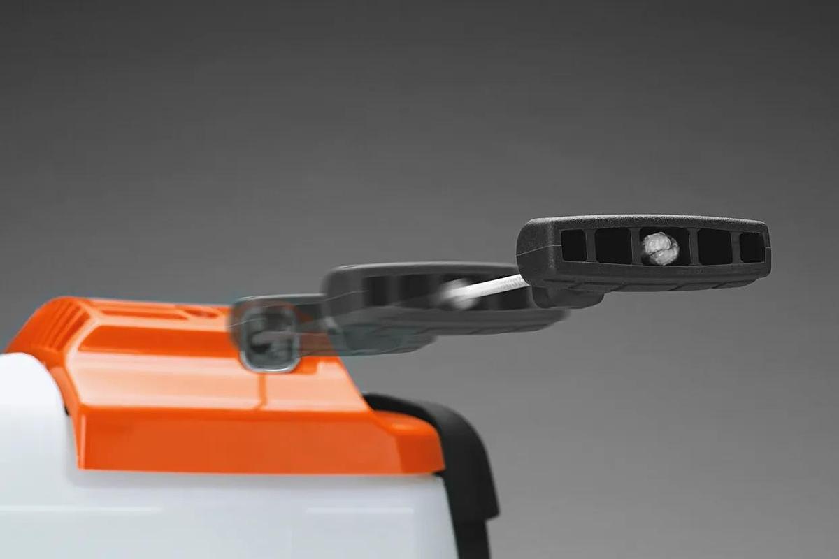 HUSQVARNA 122HD60