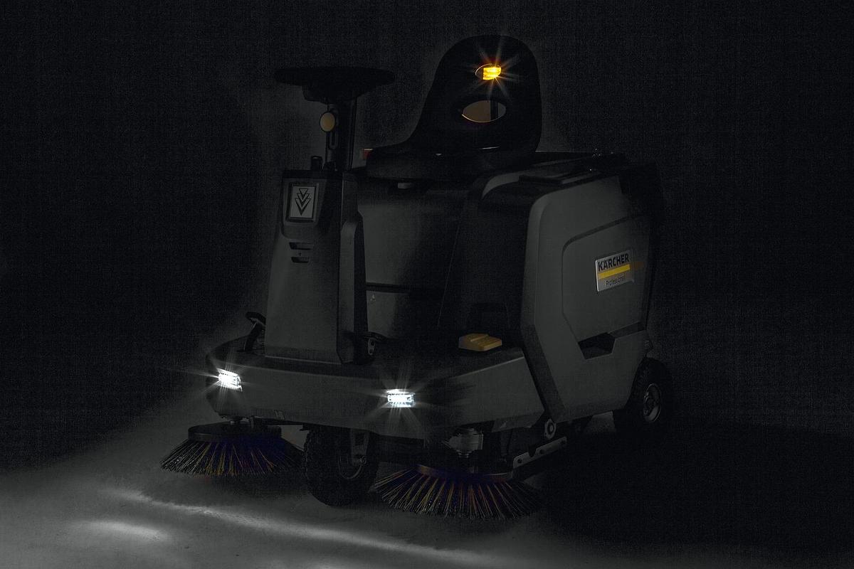 Vacuum sweeper KM 85/50 R Bp Pack