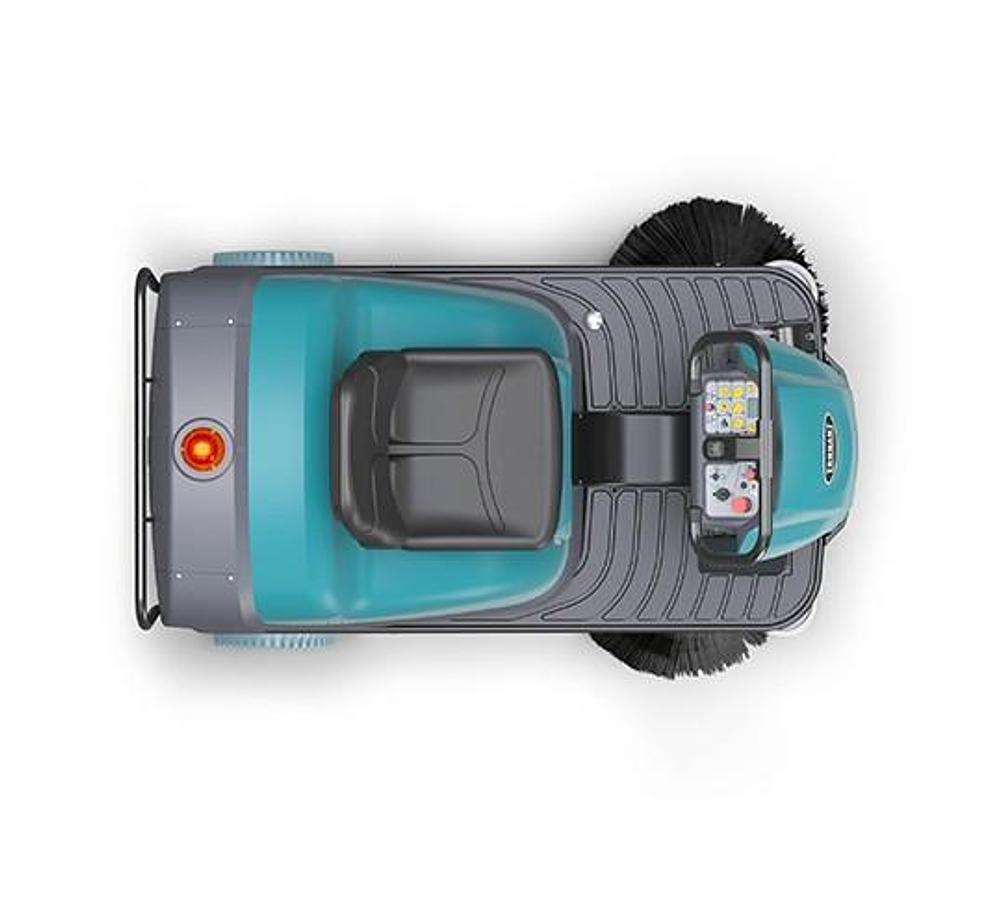 S680 Compact Battery Ride-On Sweeper