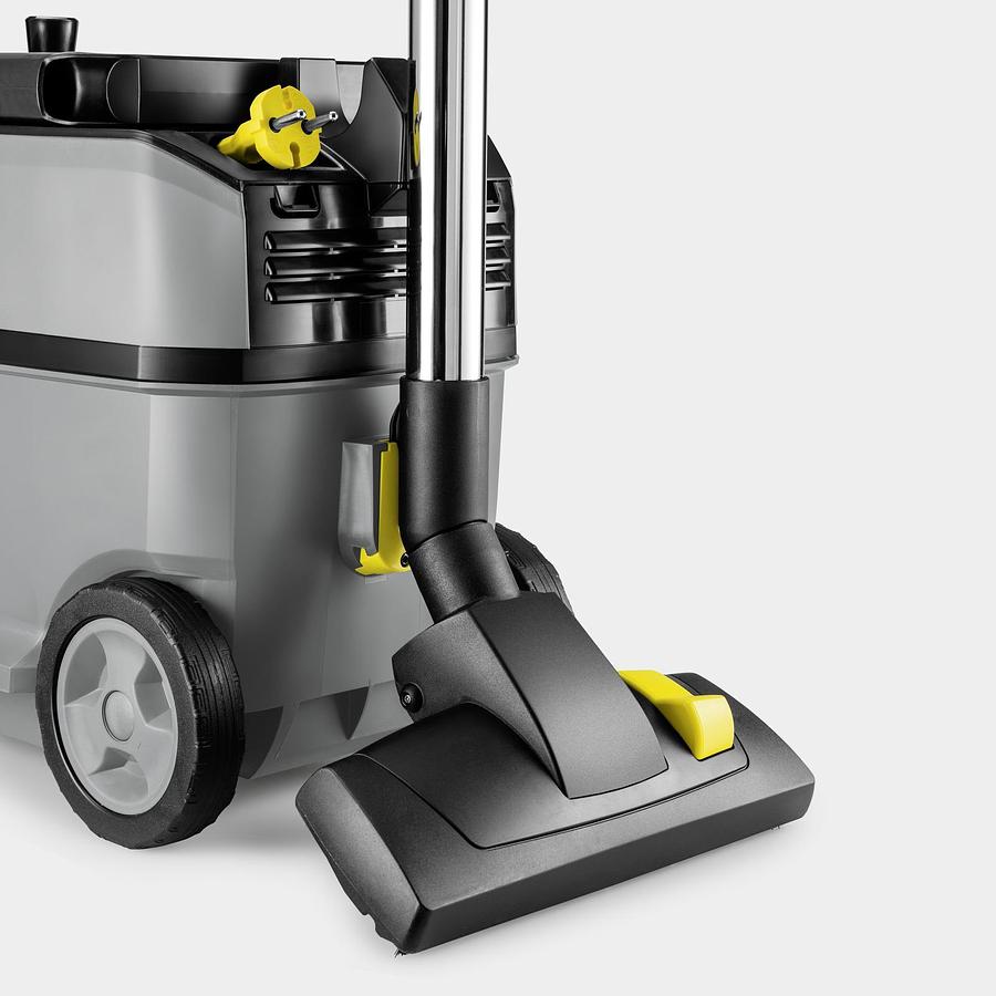 Dry vacuum cleaner T 10/1