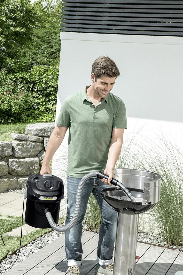 Ash vacuum cleaner AD 2