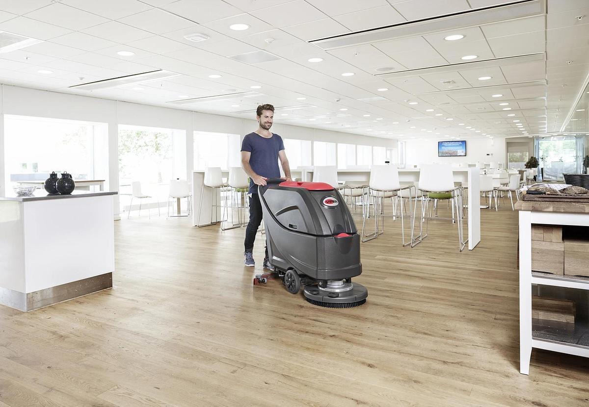 AS5160-US SCRUBBER 20INCH 60L 24V