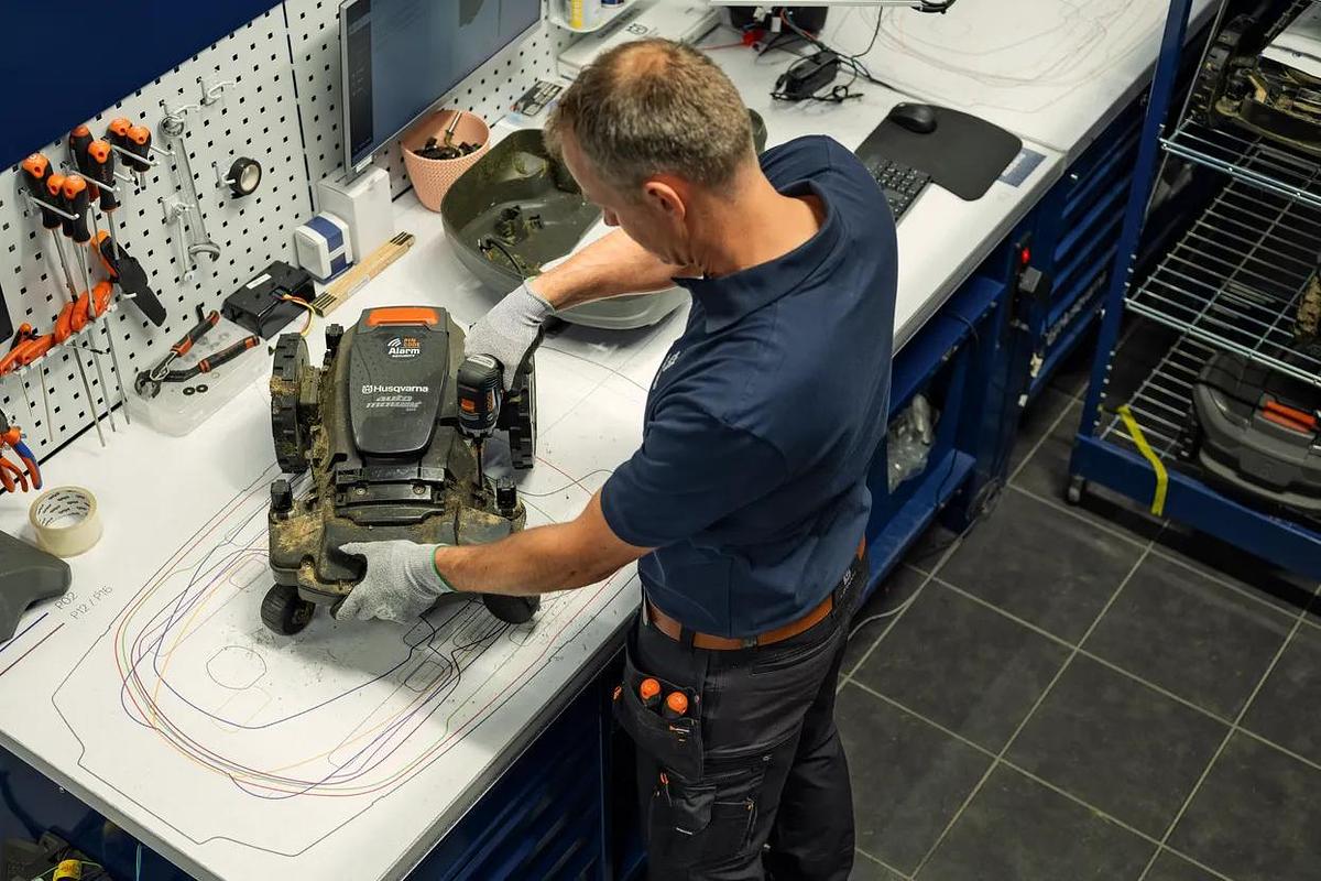 Sports turf maintenance equipment and management