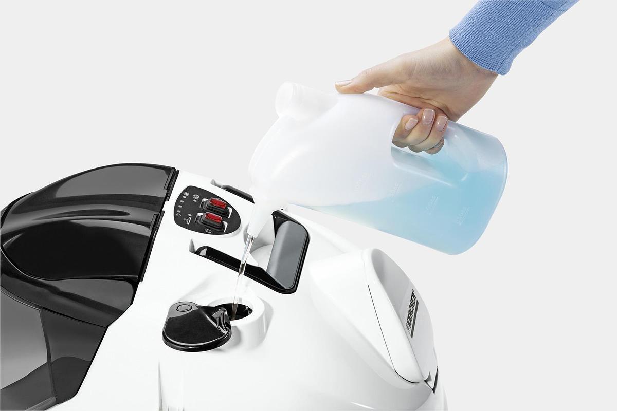 Steam vacuum cleaner SV 7