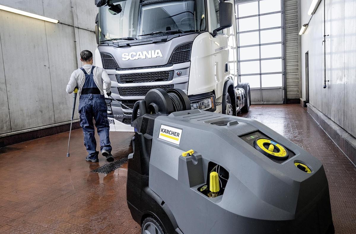 High-pressure cleaner HDS 9/20-4 MXA