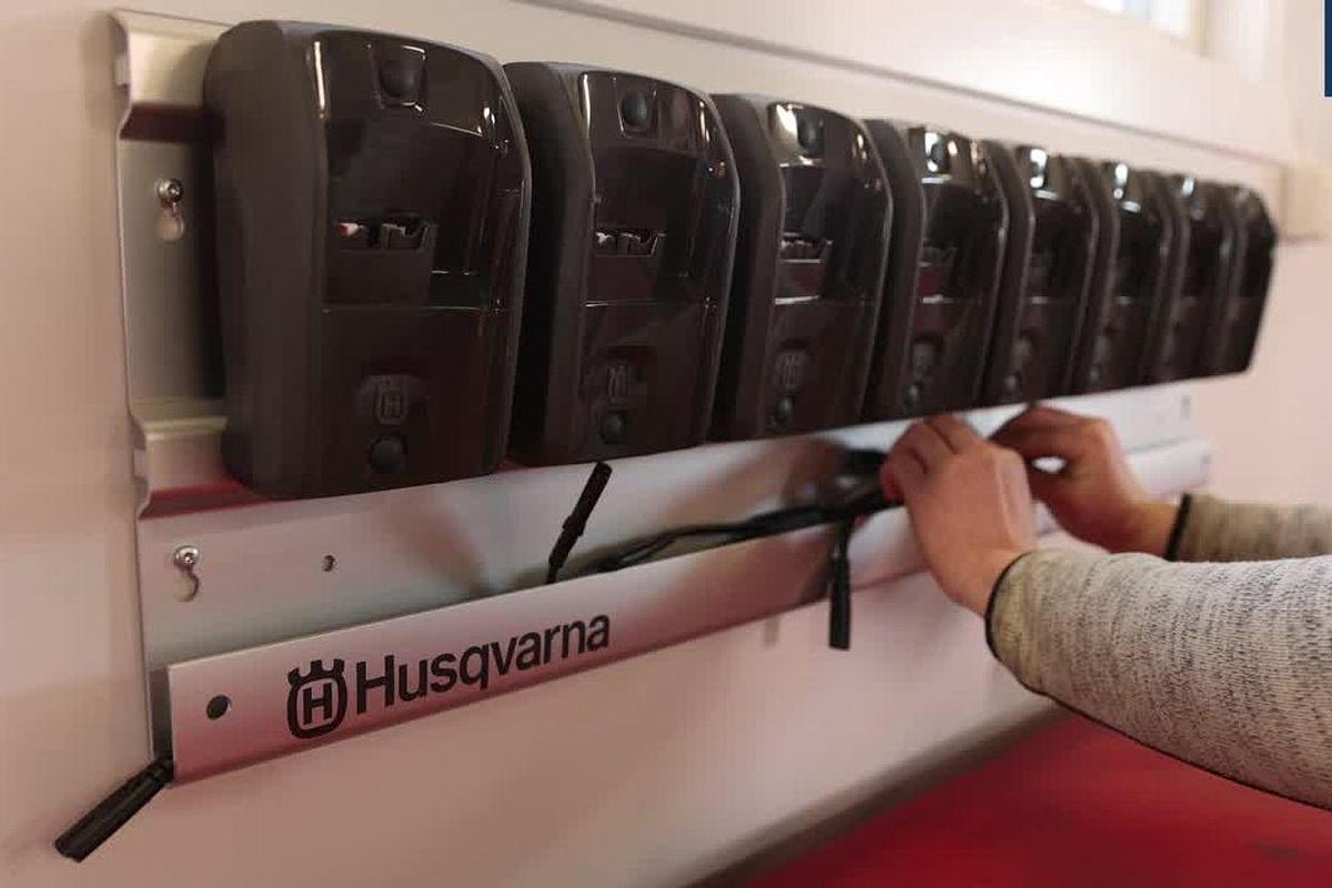 HUSQVARNA 40-C80 Charging Rail Kit
