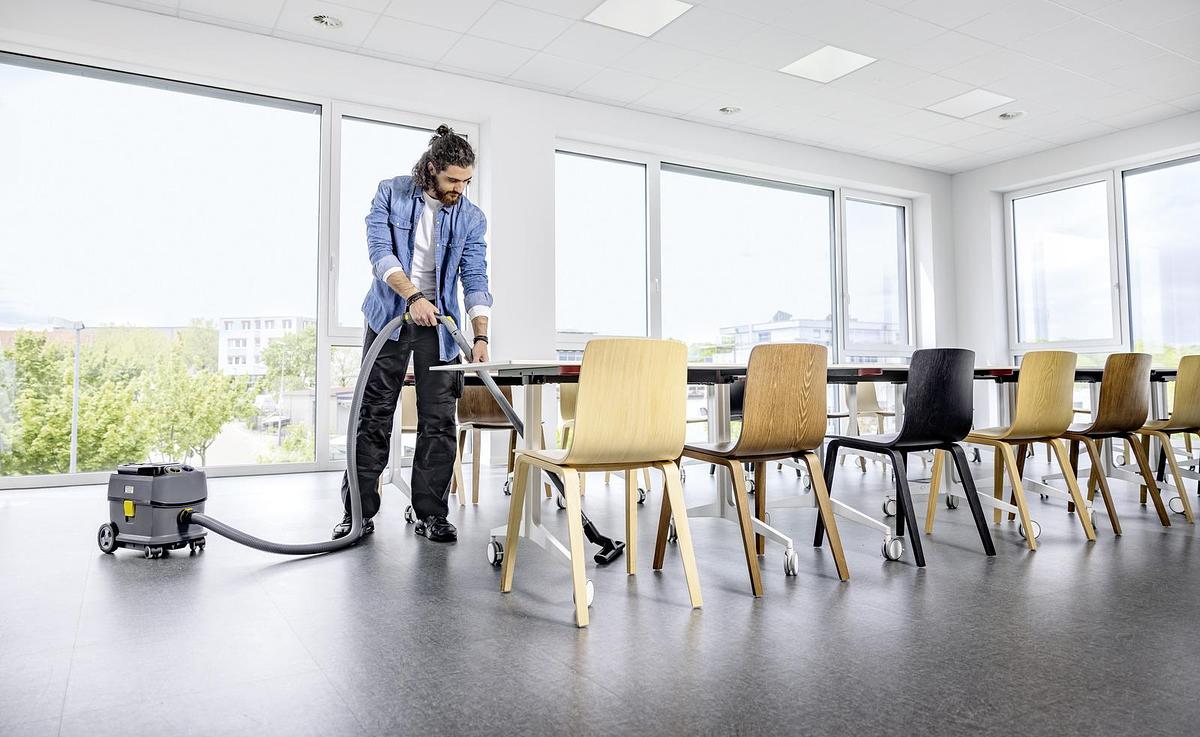 battery-powered vacuum cleaner T 10/1 Bp Adv