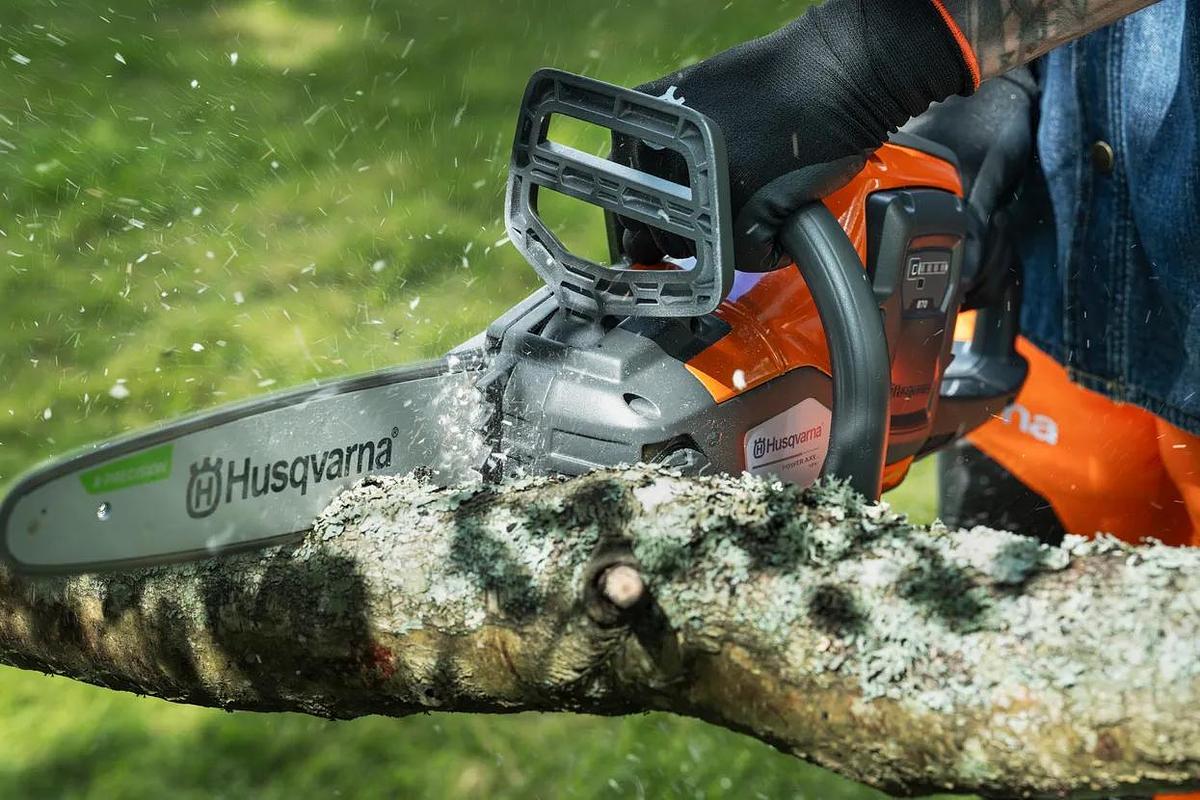 Husqvarna 125i PowerAxe (tool only)