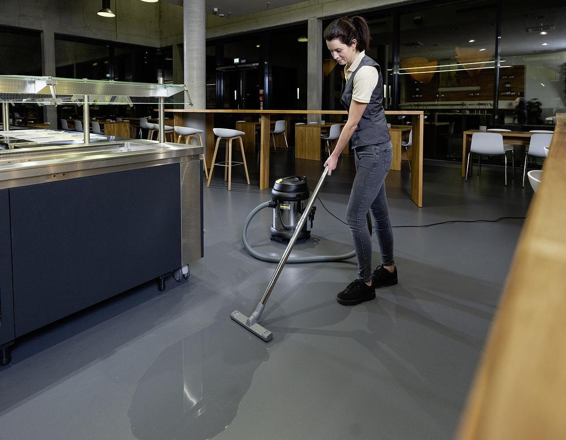 Wet and dry vacuum cleaners NT 27/1 Me