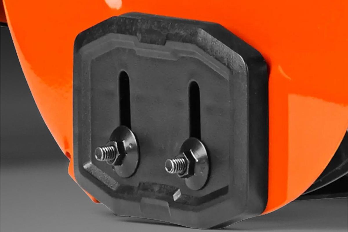 Husqvarna ST 227 Snow Blower