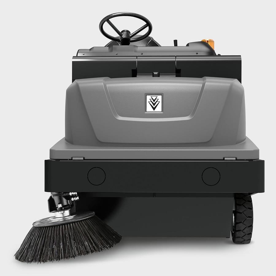 Vacuum sweeper KM 105/180 R Bp Pack Classic