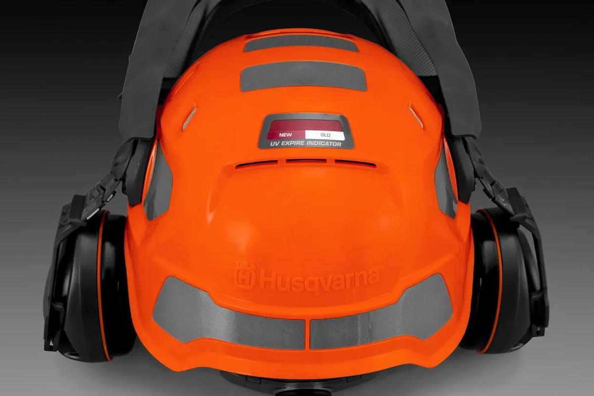 Husqvarna forest helmet, Technical