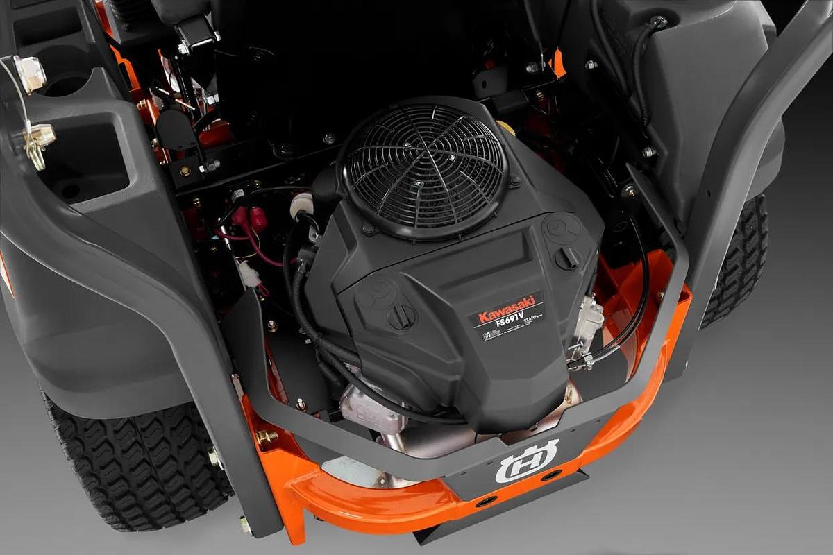Husqvarna Z242F Special Edition