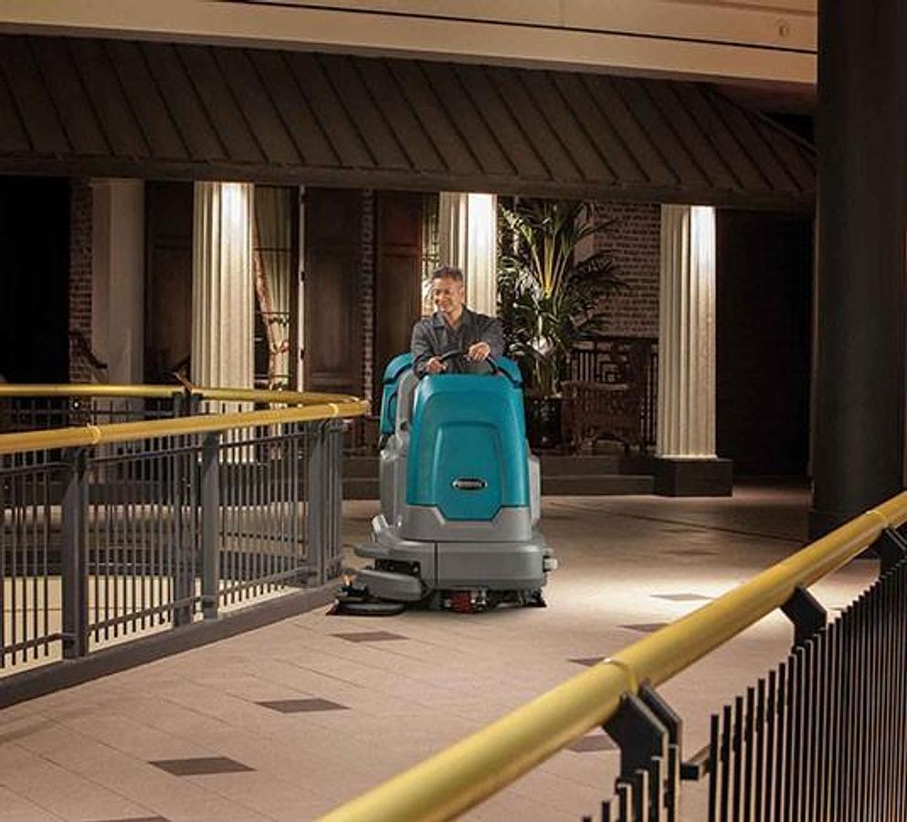 T12 Compact Battery Ride-On Floor Scrubber