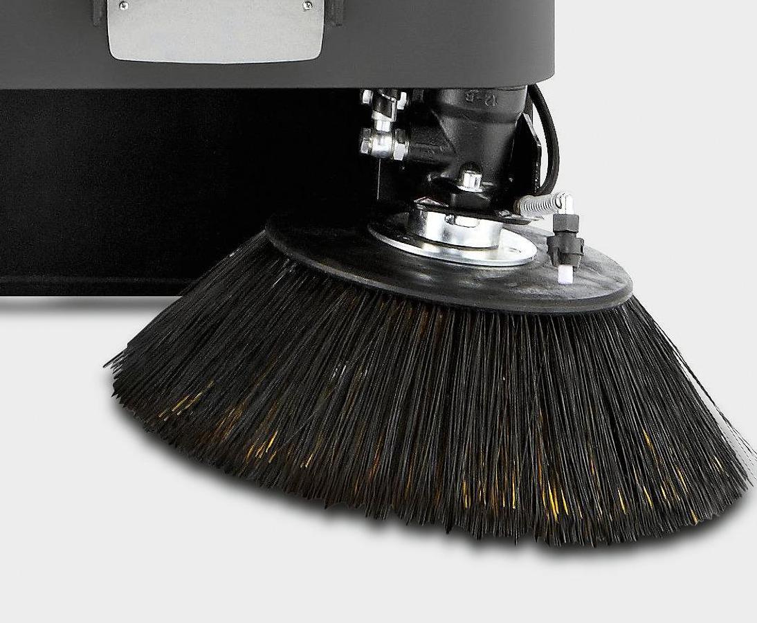 Vacuum sweeper KM 150/500 R LPG
