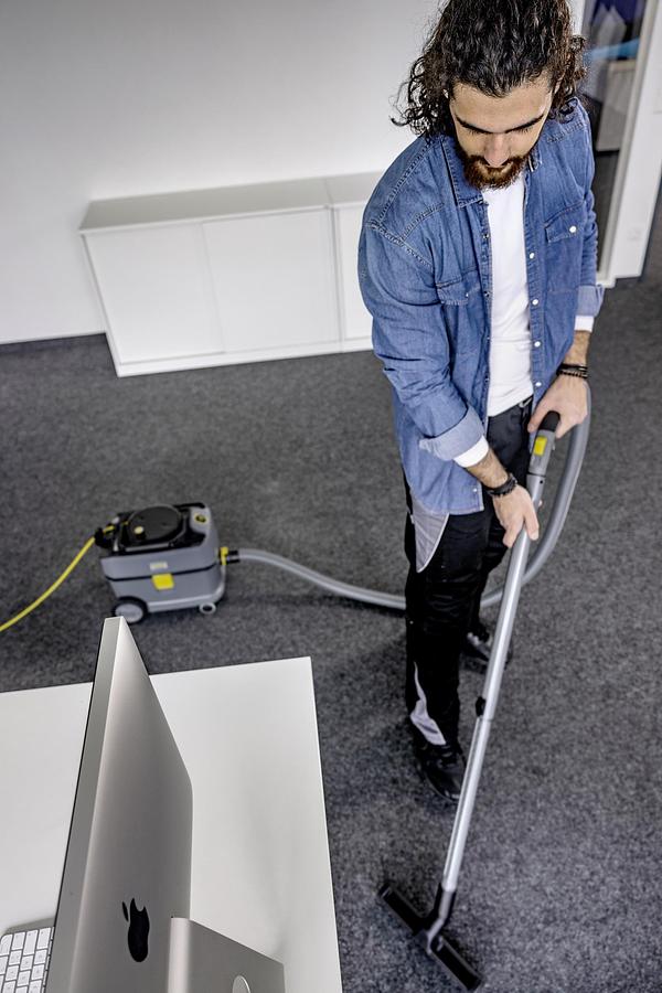 Dry vacuum cleaner T 10/1 Adv
