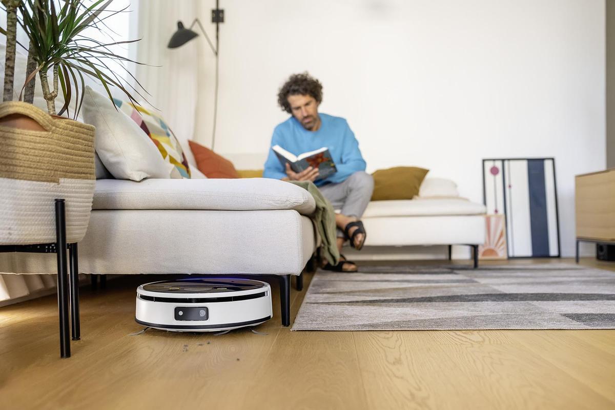 Robot vacuum floor cleaner RVF 7