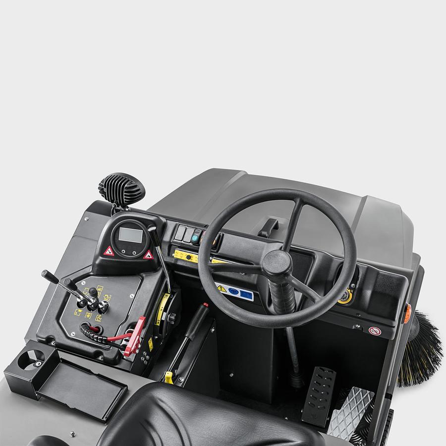 Vacuum sweeper KM 105/180 R Bp Pack Li+FC