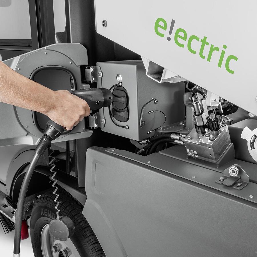 Vacuum sweeper MC 250 e!ectric