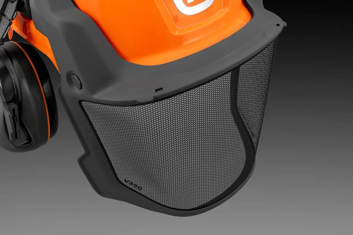 Husqvarna forest helmet, Technical