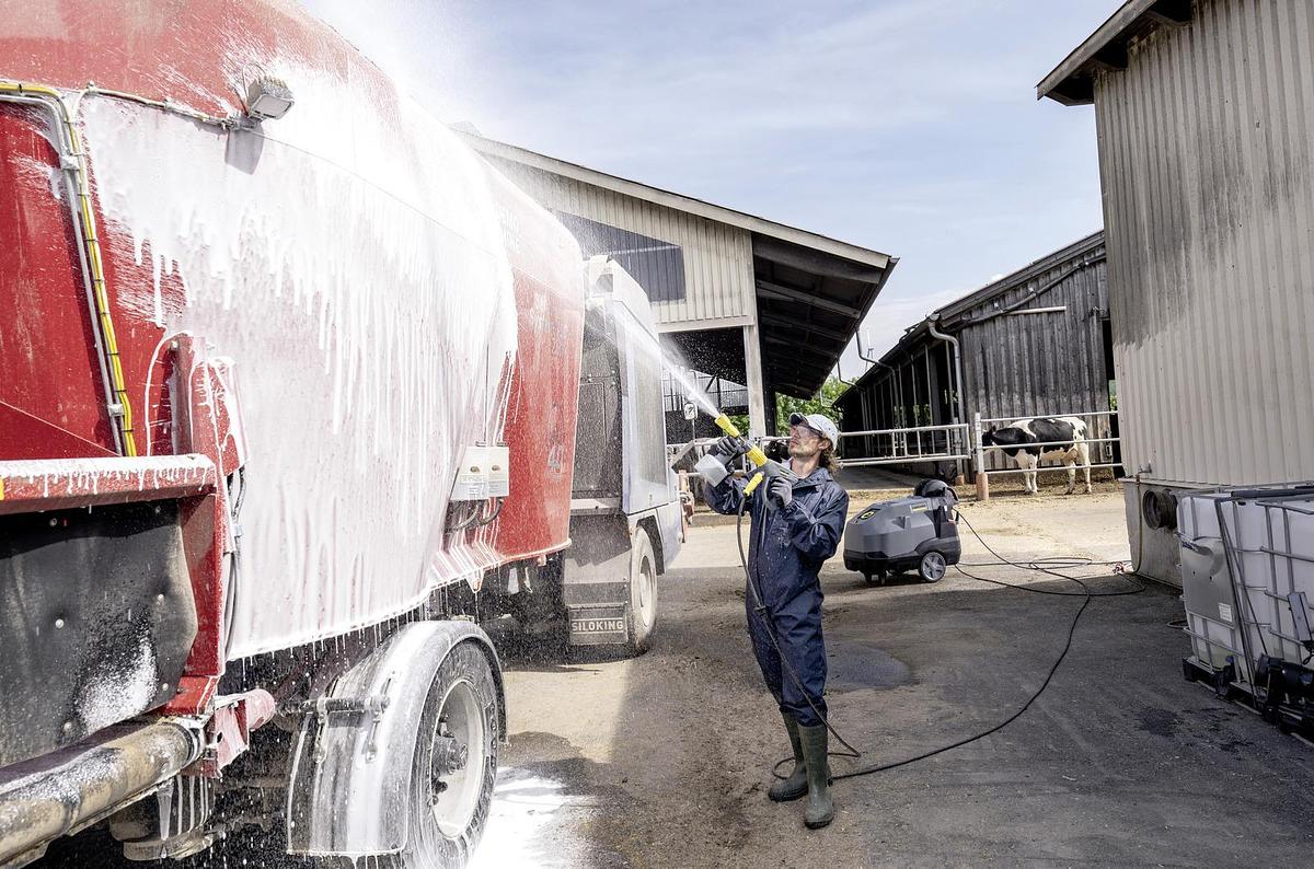 High-pressure cleaner HDS 10/21-4 M