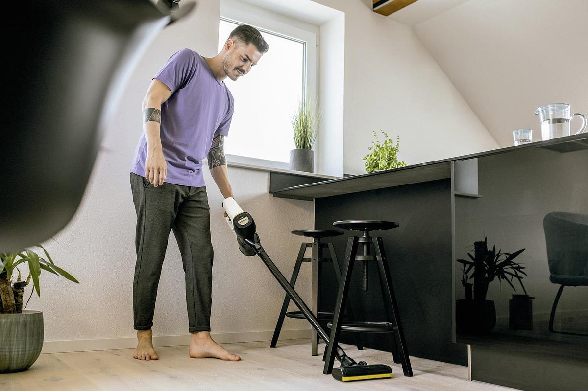 Battery-power vacuum cleaner VC 4 Cordless myHome