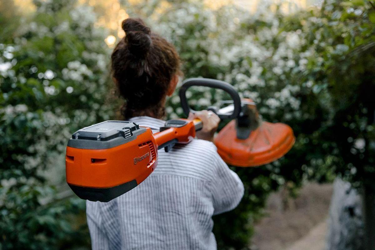 115iHD55 (battery and charger included)