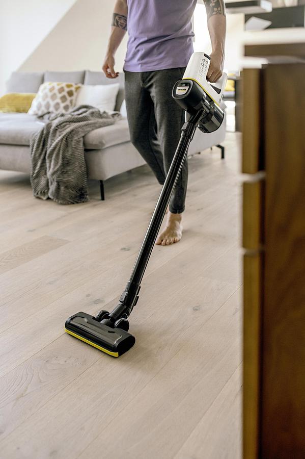 Battery-power vacuum cleaner VC 4 Cordless myHome