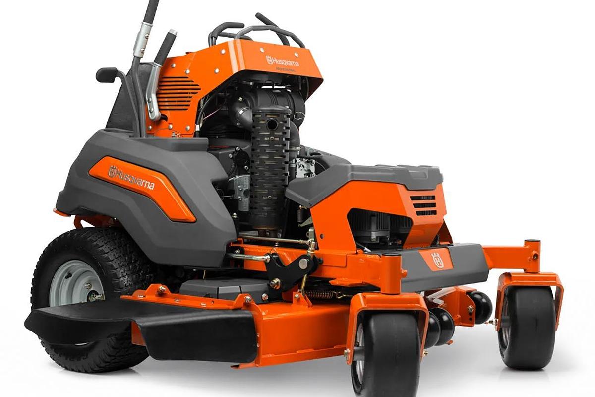 Commercial Landscaping Equipment & Tools