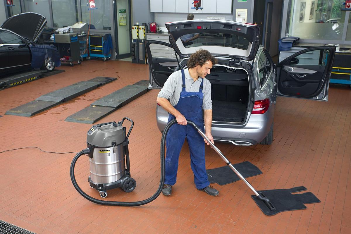 Wet and dry vacuum cleaners NT 70/2 Me Classic Edition