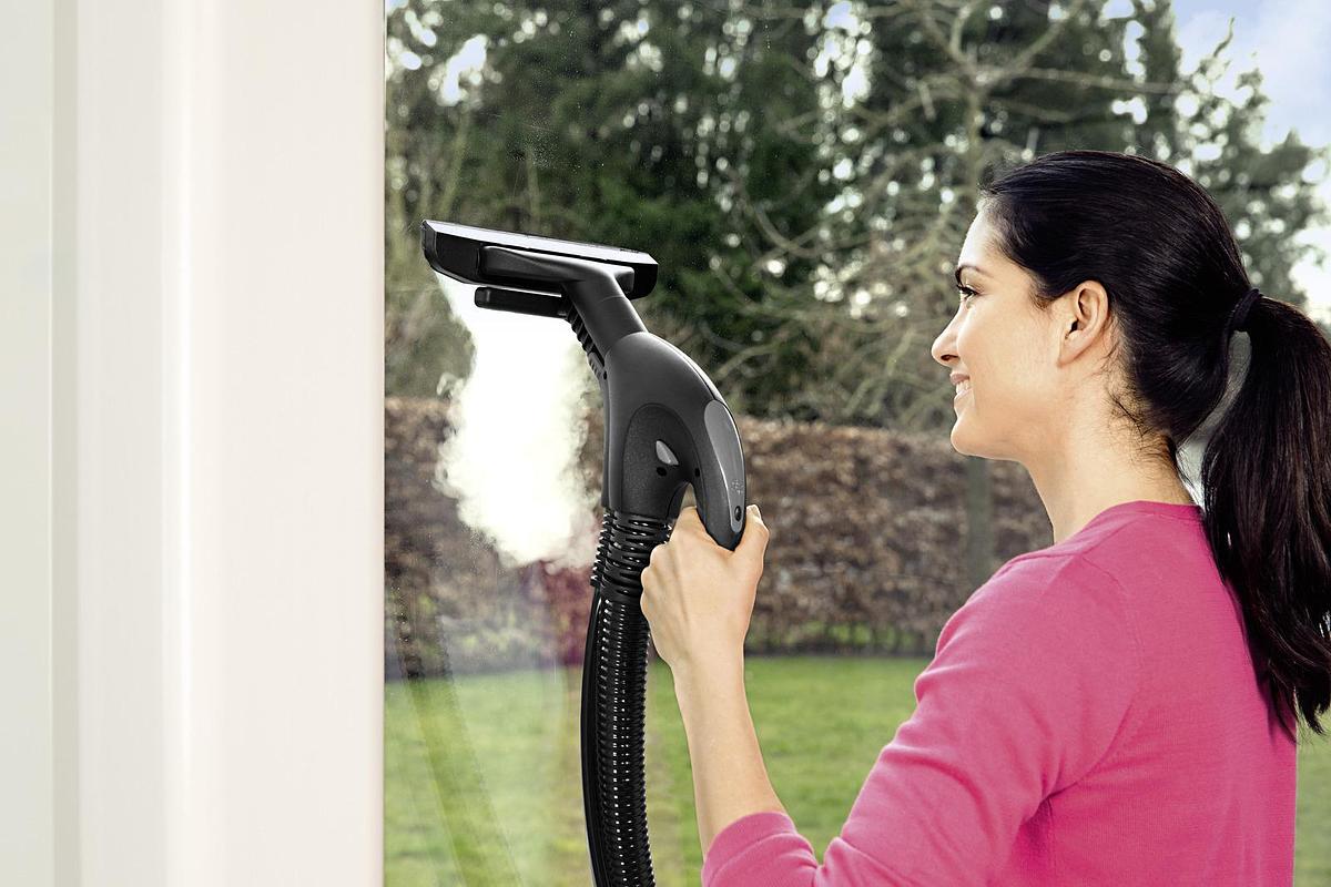 Steam vacuum cleaner SV 7