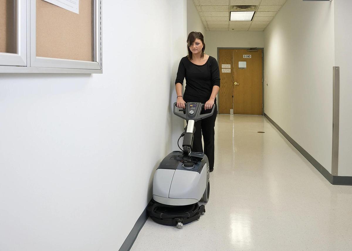 SCRUBBER SC351