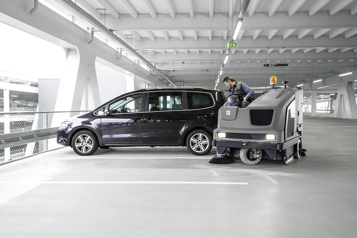 Scrubber dryer B 300 R I LPG + SSD right