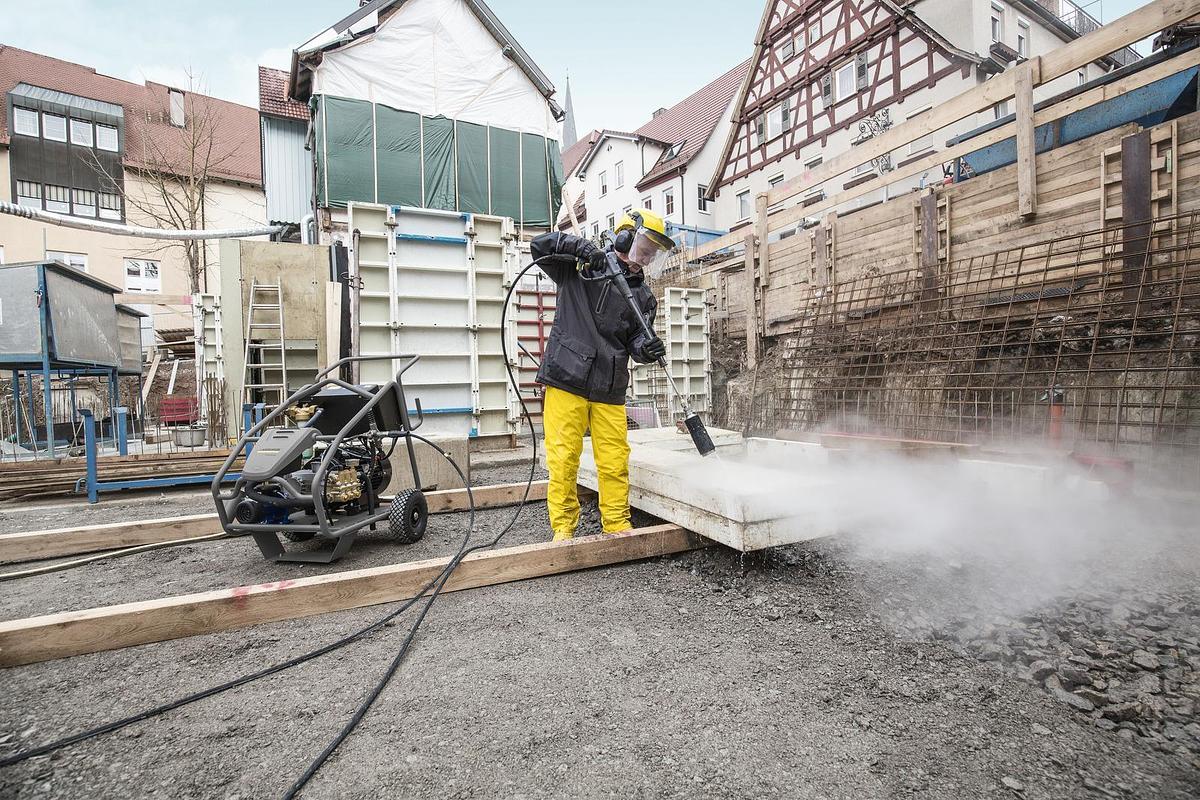 Ultra-high-pressure cleaner HD 9/50 Ge Cage