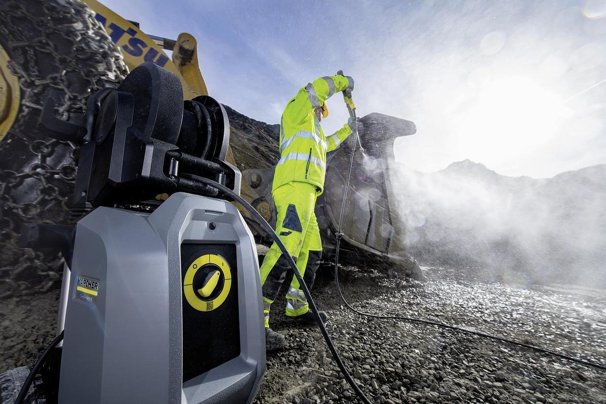 High-pressure cleaner HD 9/20-4 SXA Plus