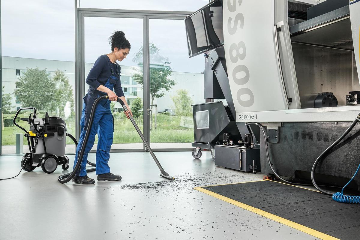 Wet and dry vacuum cleaners NT 65/2 Tact²