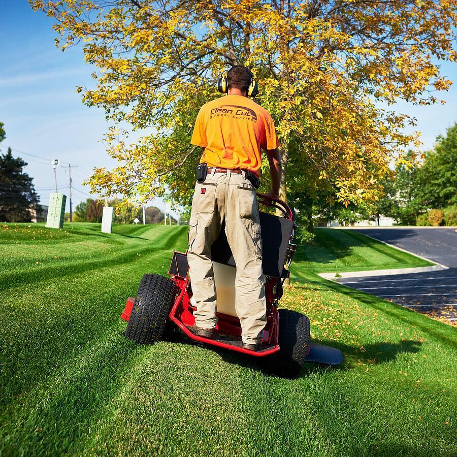 GrandStand® Gas Stand-On Mowers