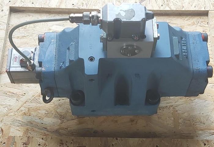 Gebraucht Proportionalventil, D665-311E, K15FRHBBNVAO, Moog, gebraucht - überholt