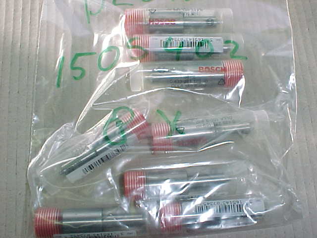 BOSCH INJECTOR NOZZLE  DLLA150S402 NEW !!