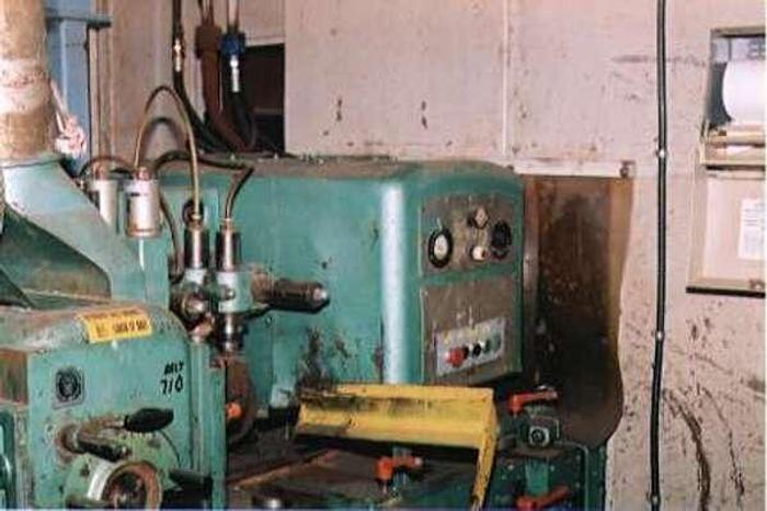 Used Waco Universal Moulder Giant