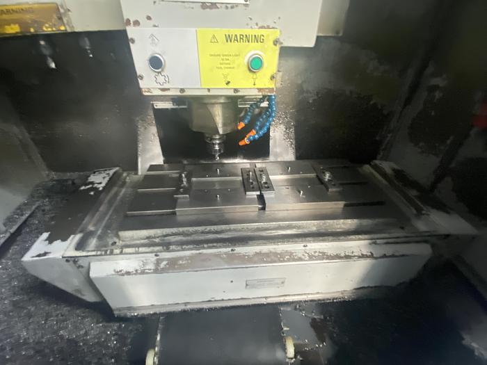 Used 1996 Bridgeport VMC 500/16 Vertical Machining Center