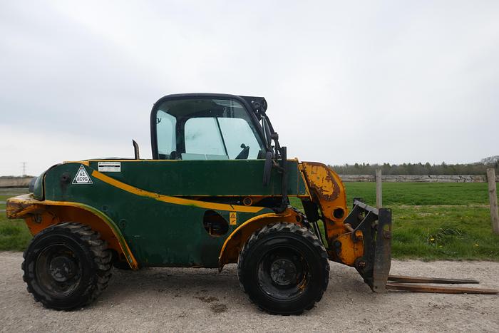Used 2011 JCB 520-40