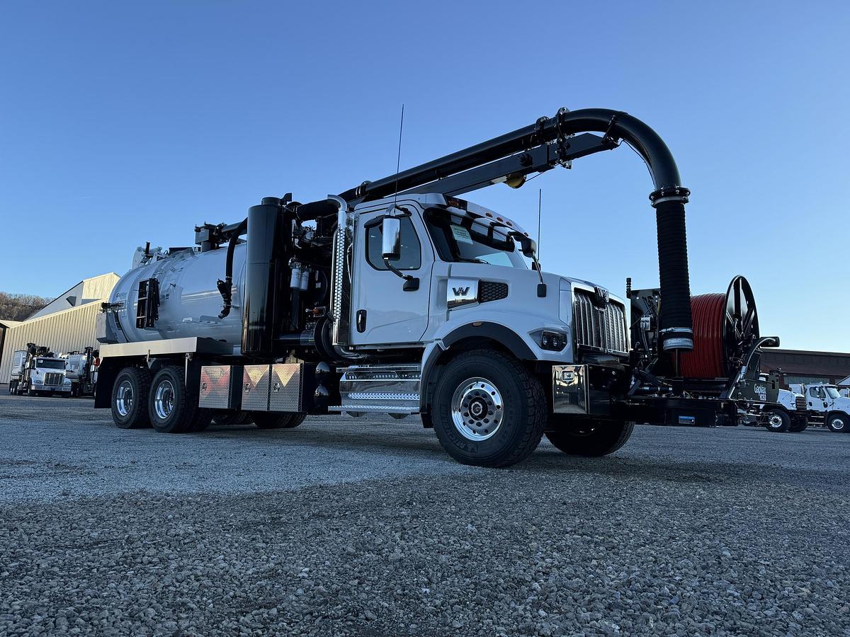 2026 Western star 47X w/Gapvax MC1510 sewer cleaner