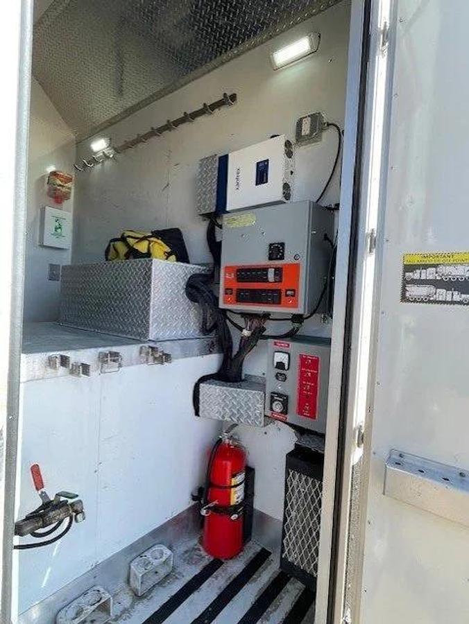 Used 2017 KW T800 tornado F4