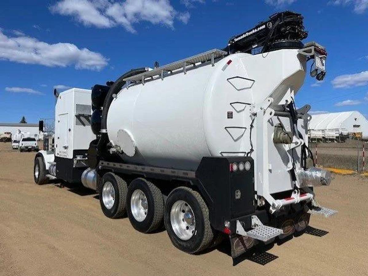 Used 2017 KW T800 tornado F4