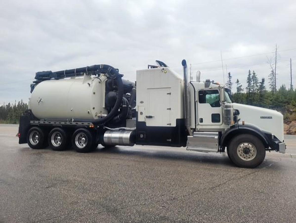 Used 2016  Kenworth t800 T800