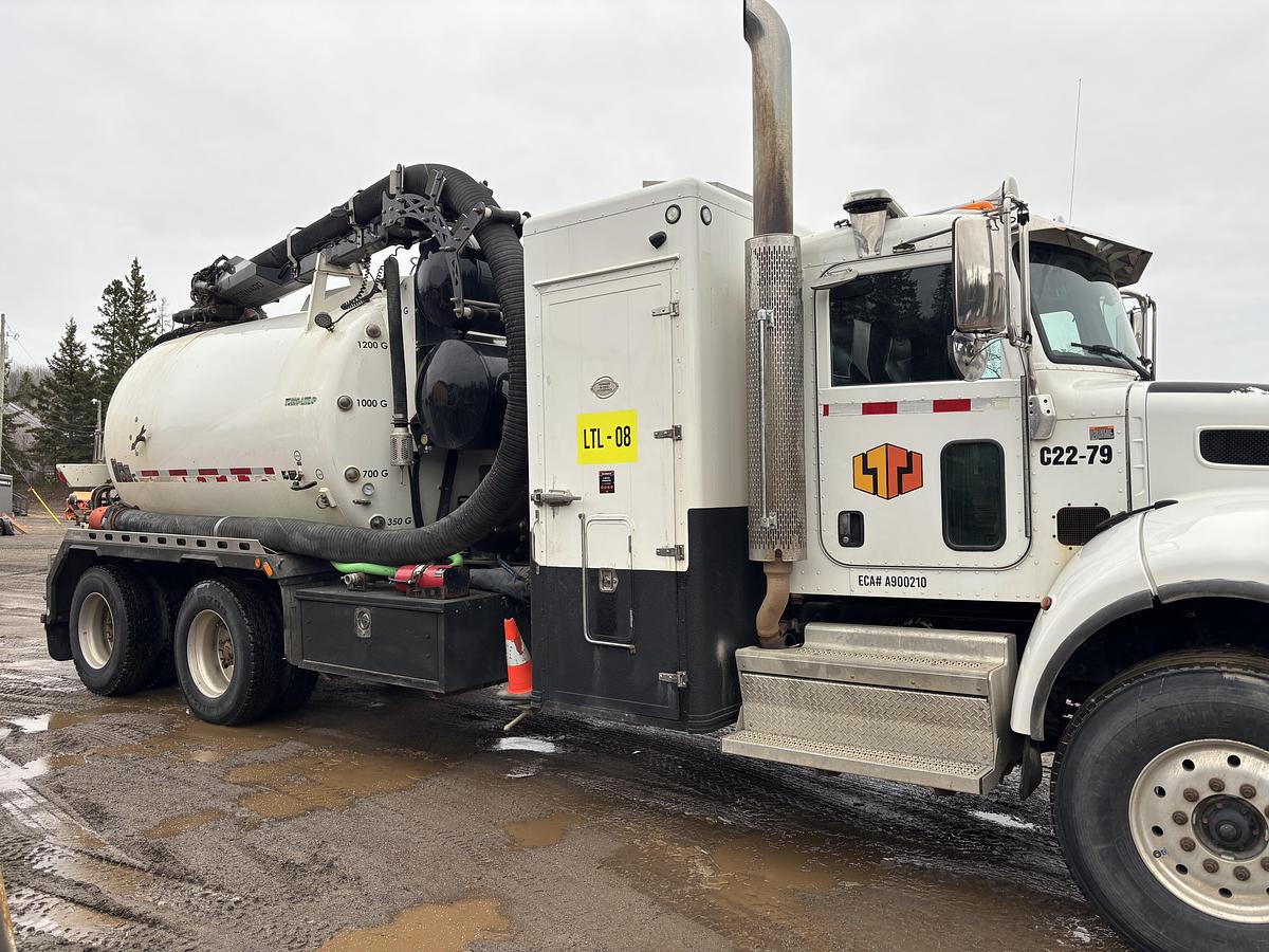 Used Tornado hydrovac