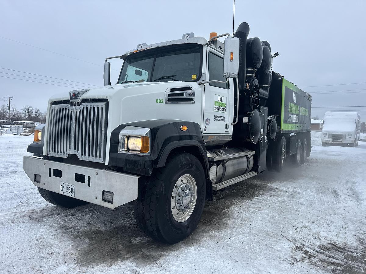 Used 2020 Western Star Rival T10